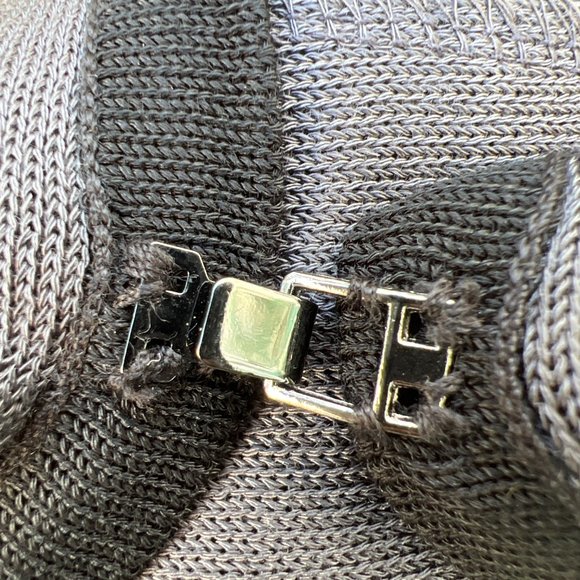 Ming Wang NWT Tailored Fit Spreading Hope Long Sleeve Sweater Grey & Black Sz XS - Picture 9 of 12